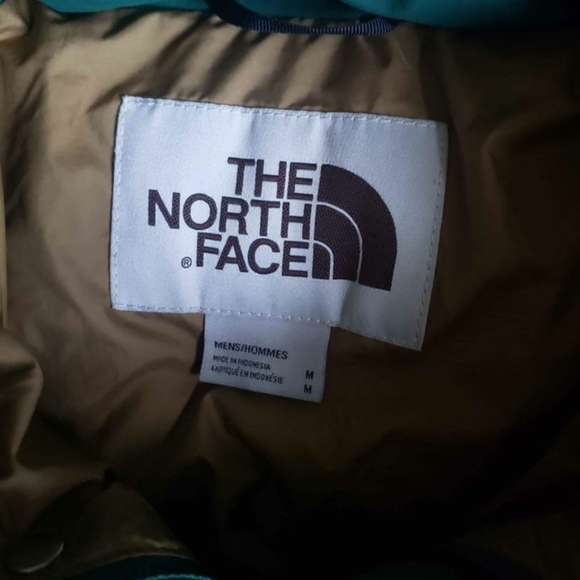 The north face jacket - Picture 3 of 6